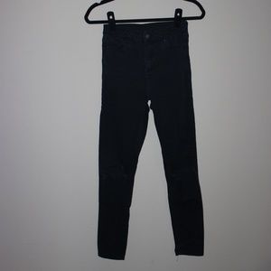 W26 L32 TopShop Black Skinny Jeans w/ Ripped Knees